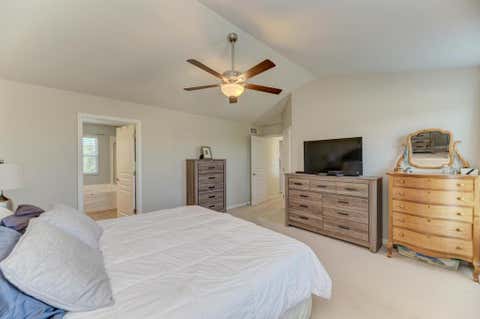 Tiny photo for 3507 Crestwood Lane, Carpentersville, IL 60110 (MLS # 12695418)