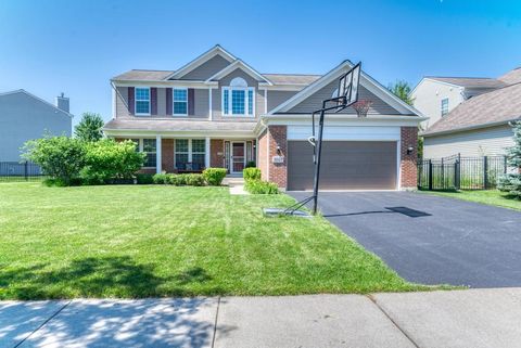 Tiny photo for 3507 Crestwood Lane, Carpentersville, IL 60110 (MLS # 12695418)