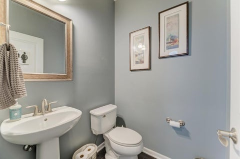 Tiny photo for 3507 Crestwood Lane, Carpentersville, IL 60110 (MLS # 12695418)