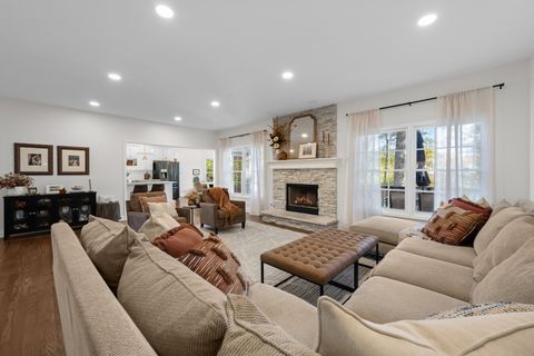 Tiny photo for 408 Delaware Circle, Bolingbrook, IL 60440 (MLS # 12508149)