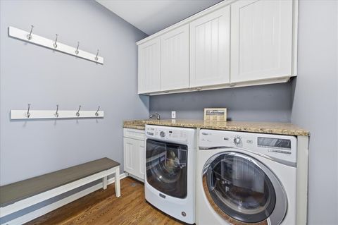 Tiny photo for 2607 Bangert Court, Naperville, IL 60564 (MLS # 12649096)