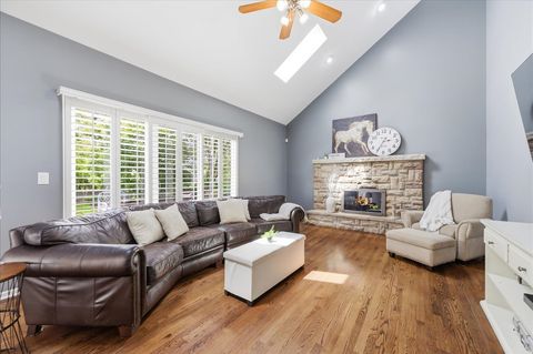Tiny photo for 2607 Bangert Court, Naperville, IL 60564 (MLS # 12649096)