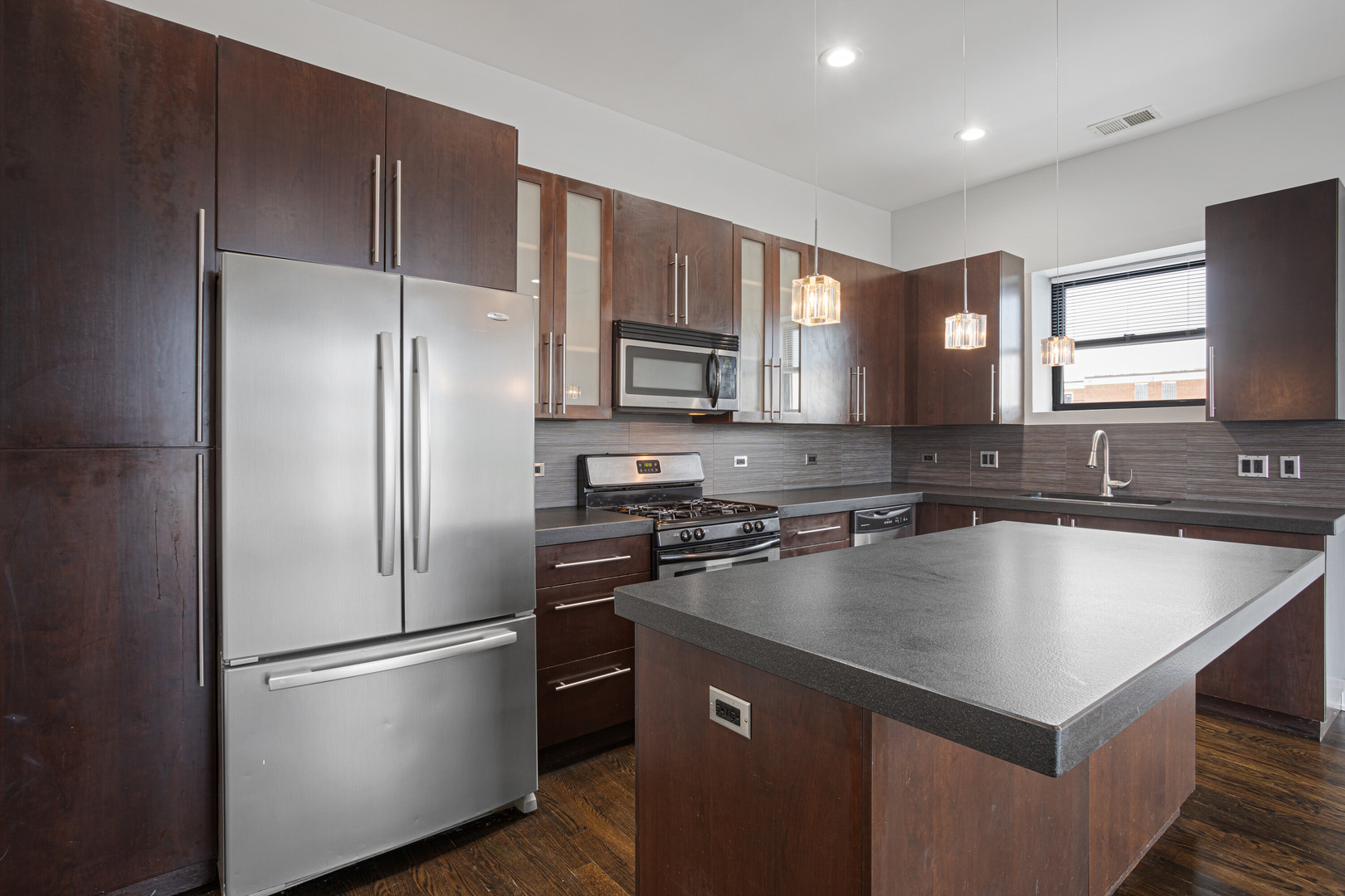 1412 W Morse Avenue 5D