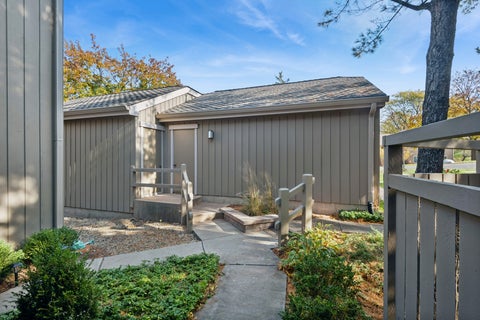 Tiny photo for 787 Oak Hill Road #467, Lake Barrington, IL 60010 (MLS # 12789761)