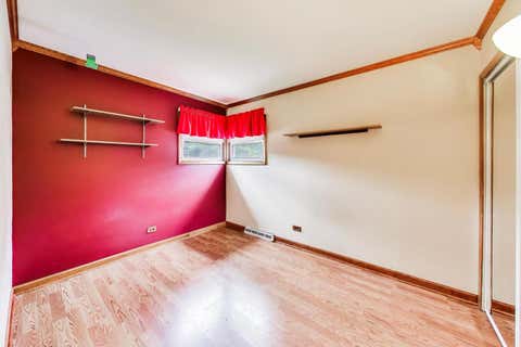 Tiny photo for 1501 E Fremont Street, Arlington Heights, IL 60004 (MLS # 12708274)