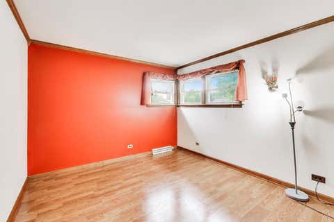Tiny photo for 1501 E Fremont Street, Arlington Heights, IL 60004 (MLS # 12708274)