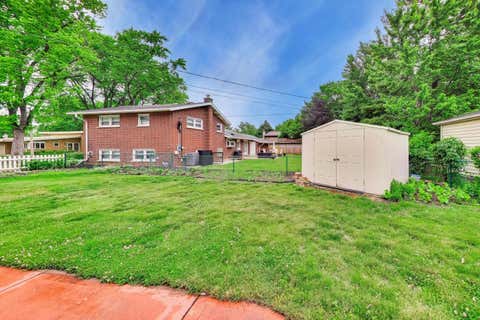 Tiny photo for 1501 E Fremont Street, Arlington Heights, IL 60004 (MLS # 12708274)