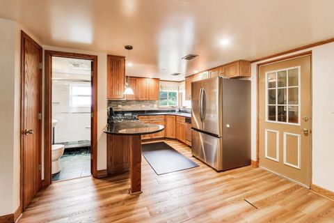 Tiny photo for 1501 E Fremont Street, Arlington Heights, IL 60004 (MLS # 12708274)