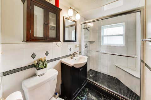 Tiny photo for 1501 E Fremont Street, Arlington Heights, IL 60004 (MLS # 12708274)