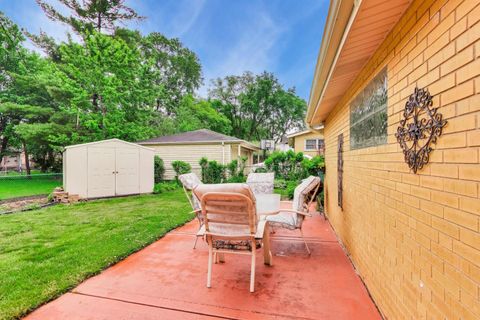 Tiny photo for 1501 E Fremont Street, Arlington Heights, IL 60004 (MLS # 12708274)