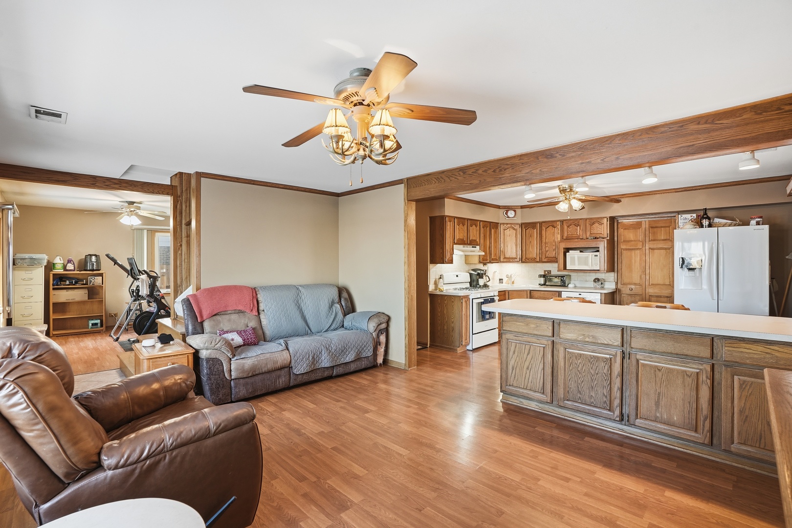 10936 Mcvicker Avenue