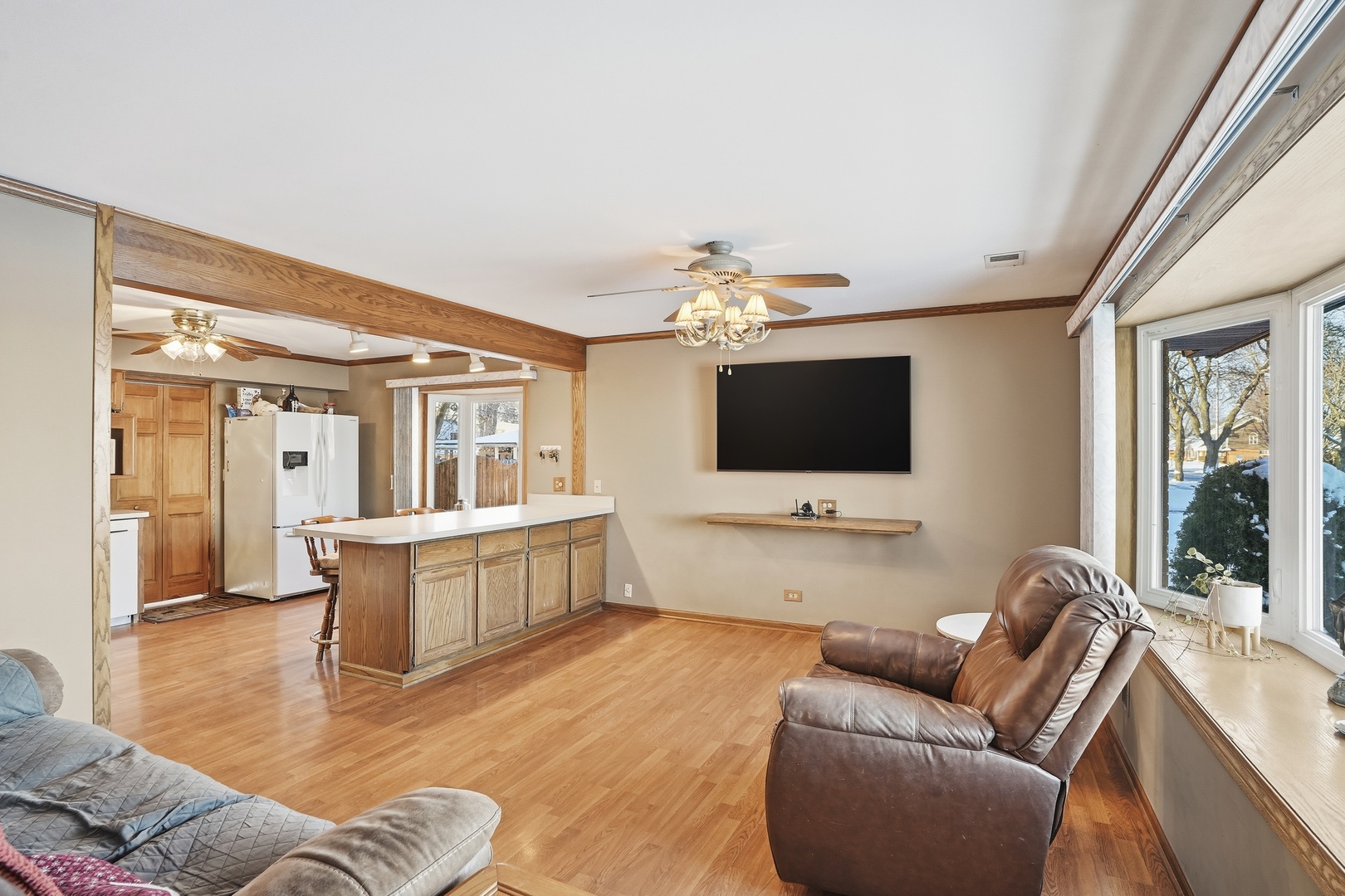 10936 Mcvicker Avenue