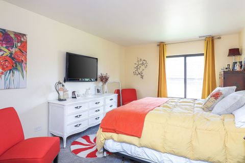 Tiny photo for 635 Limerick Lane #2B, Schaumburg, IL 60193 (MLS # 12457619)