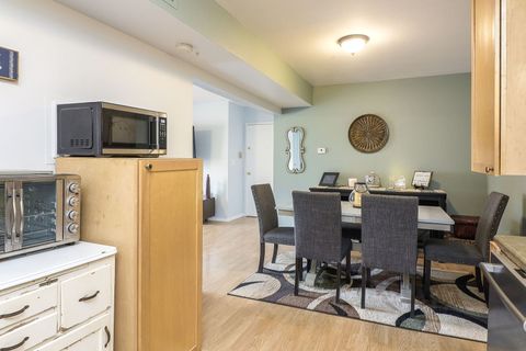 Tiny photo for 635 Limerick Lane #2B, Schaumburg, IL 60193 (MLS # 12457619)