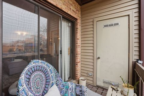 Tiny photo for 310 SHERIDAN Drive #1D, Willowbrook, IL 60527 (MLS # 12584050)