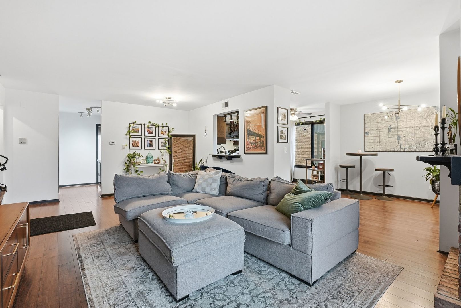 310 SHERIDAN Drive 1D