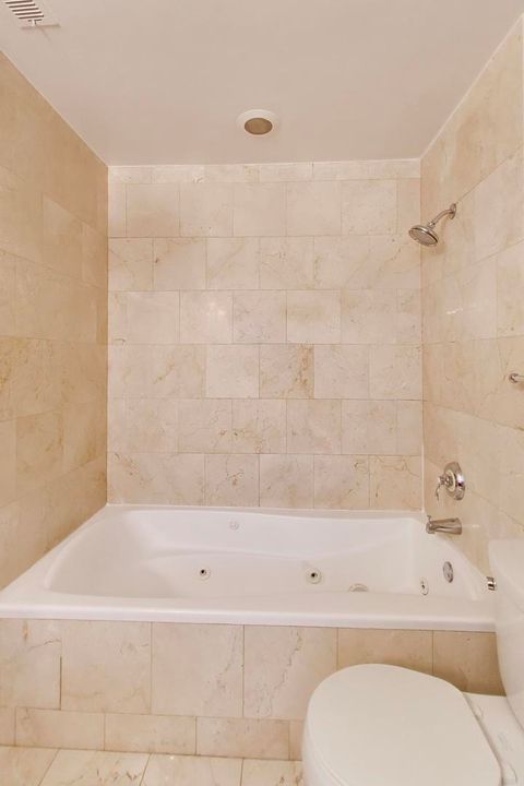 Tiny photo for 4753 N Beacon Street #2, Chicago, IL 60640 (MLS # 12692329)