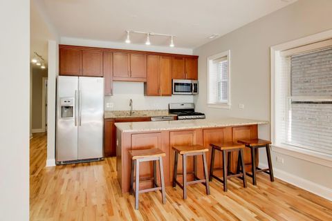Tiny photo for 4753 N Beacon Street #2, Chicago, IL 60640 (MLS # 12692329)