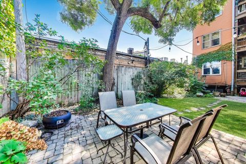 Tiny photo for 606 W Aldine Avenue #2E, Chicago, IL 60657 (MLS # 12460797)