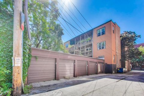 Tiny photo for 606 W Aldine Avenue #2E, Chicago, IL 60657 (MLS # 12460797)