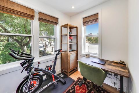 Tiny photo for 606 W Aldine Avenue #2E, Chicago, IL 60657 (MLS # 12460797)