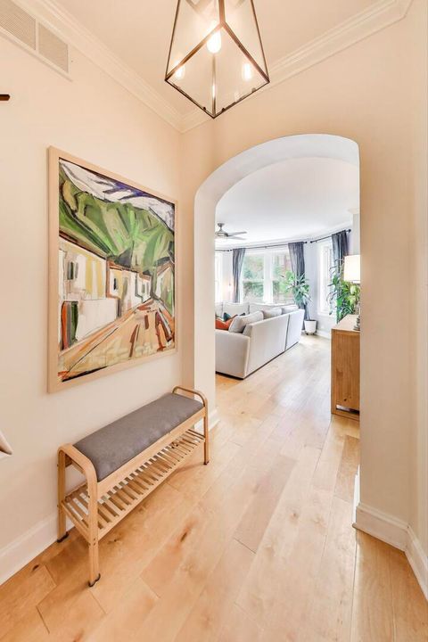 Tiny photo for 606 W Aldine Avenue #2E, Chicago, IL 60657 (MLS # 12460797)