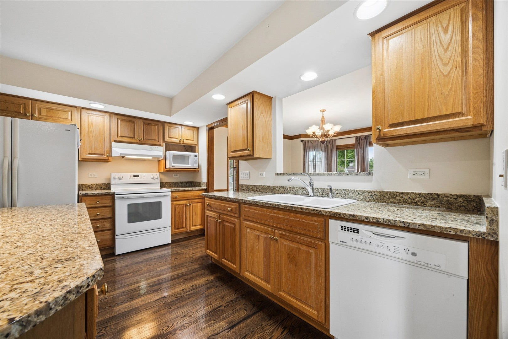 5711 Foxgate Lane