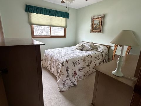 Tiny photo for 4240 143rd Street, Crestwood, IL 60418 (MLS # 12477897)