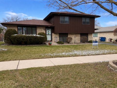 Photo of 4240 143rd Street, Crestwood, IL 60418 (MLS # 12477897)