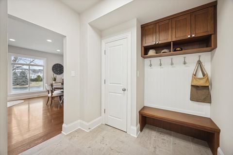 Tiny photo for 6837 Fieldstone Drive, Burr Ridge, IL 60527 (MLS # 12587591)