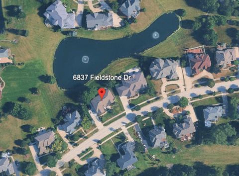 Tiny photo for 6837 Fieldstone Drive, Burr Ridge, IL 60527 (MLS # 12587591)