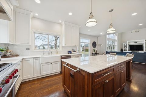 Tiny photo for 6837 Fieldstone Drive, Burr Ridge, IL 60527 (MLS # 12587591)