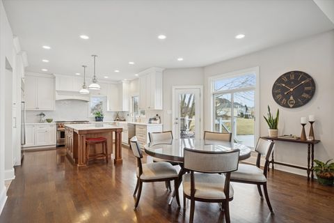 Tiny photo for 6837 Fieldstone Drive, Burr Ridge, IL 60527 (MLS # 12587591)