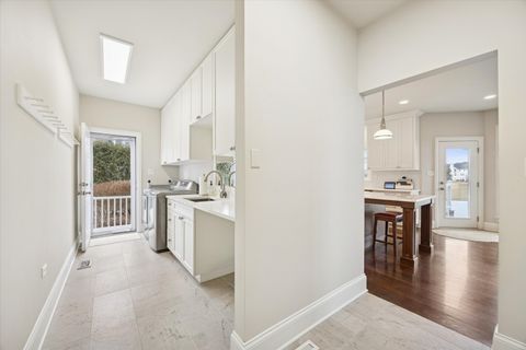 Tiny photo for 6837 Fieldstone Drive, Burr Ridge, IL 60527 (MLS # 12587591)