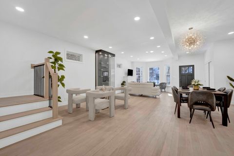 Tiny photo for 1910 W George Street, Chicago, IL 60657 (MLS # 12559122)