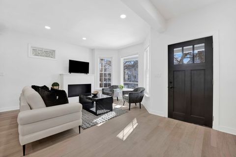 Tiny photo for 1910 W George Street, Chicago, IL 60657 (MLS # 12559122)