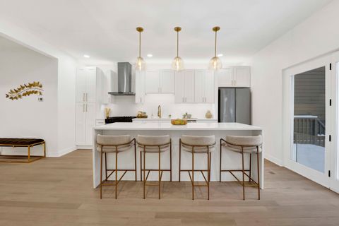 Tiny photo for 1910 W George Street, Chicago, IL 60657 (MLS # 12559122)