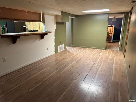 Tiny photo for 2110 CODY Street, Bettendorf, IA 52722 (MLS # QC4268823)