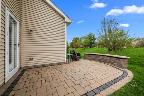 Tiny photo for 2850 Stoney Creek Drive, Elgin, IL 60124 (MLS # 12600749)