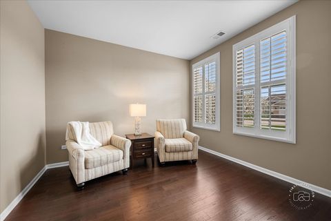 Tiny photo for 2850 Stoney Creek Drive, Elgin, IL 60124 (MLS # 12600749)