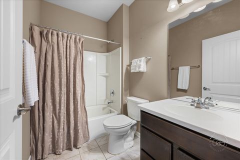 Tiny photo for 2850 Stoney Creek Drive, Elgin, IL 60124 (MLS # 12600749)