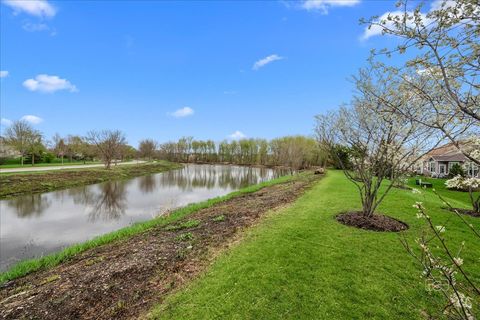 Tiny photo for 2850 Stoney Creek Drive, Elgin, IL 60124 (MLS # 12600749)