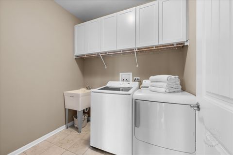 Tiny photo for 2850 Stoney Creek Drive, Elgin, IL 60124 (MLS # 12600749)