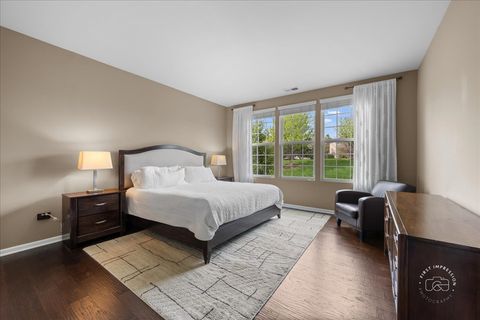 Tiny photo for 2850 Stoney Creek Drive, Elgin, IL 60124 (MLS # 12600749)