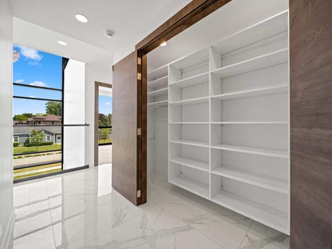 Tiny photo for 2010 Lavigne Lane, Northbrook, IL 60062 (MLS # 12667766)