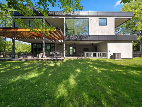 Tiny photo for 2010 Lavigne Lane, Northbrook, IL 60062 (MLS # 12667766)