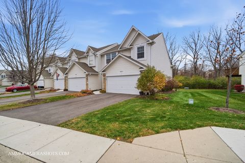 Tiny photo for 8022 SIERRA WOODS Lane #8022, Carpentersville, IL 60110 (MLS # 12520745)