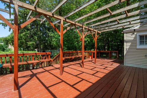 Tiny photo for 404 N PROSPECT Street, Rockford, IL 61107 (MLS # 12665490)
