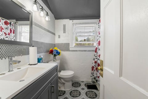 Tiny photo for 404 N PROSPECT Street, Rockford, IL 61107 (MLS # 12665490)