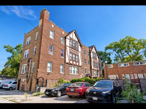 Tiny photo for 6450 N TROY Street #3W, Chicago, IL 60645 (MLS # 12770723)